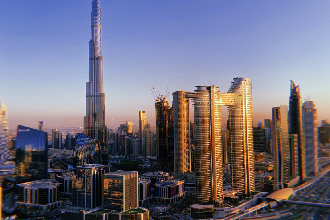 http://kayancb.com/wp-content/uploads/2021/08/Dubai-real-estate-2.jpg